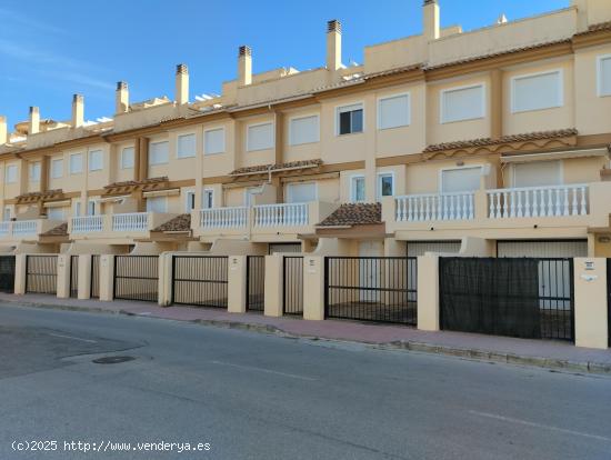  Chalet adosado muy cerca de la playa - VALENCIA 