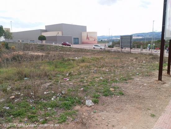 Terreno con uso residencial - CASTELLON