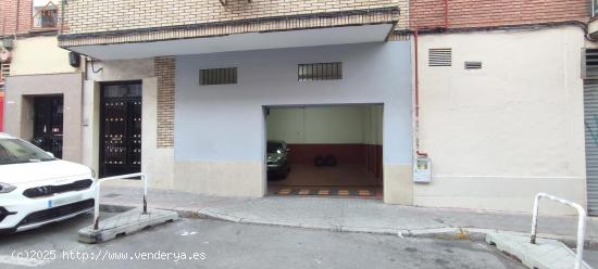 LOCAL COMERCIAL EN PUERTA BONITA - MADRID