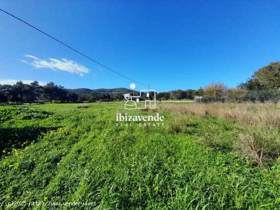 Parcela en venta en Santa Eulalia del Río (Baleares)