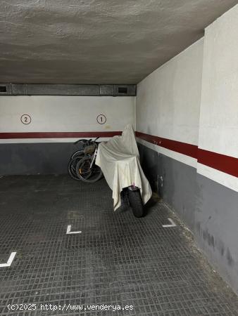 PLAZA DE PARKING EN ALQUILAR EN LA GRAN VIA DE LES CORTS CATALANES - BARCELONA