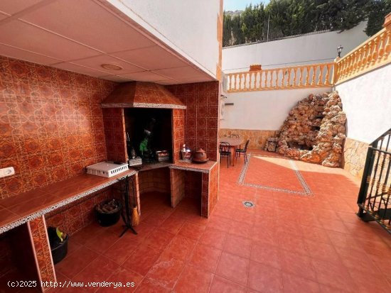 Villa en venta en Jijona (Alicante)