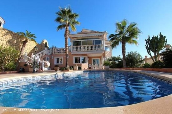 Villa en venta en El Campello (Alicante)