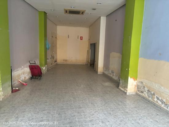 AMPLIO LOCAL COMERCIAL EN ORIHUELA CENTRO - ALICANTE