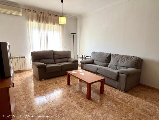 PISO EN VENTA EN SOR VALENTINA MIRON - CACERES