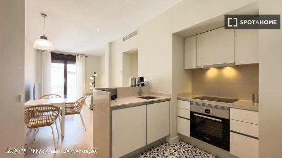 Apartamento entero de 2 dormitorios en Barcelona. - BARCELONA