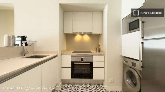 Apartamento entero de 2 dormitorios en Barcelona. - BARCELONA