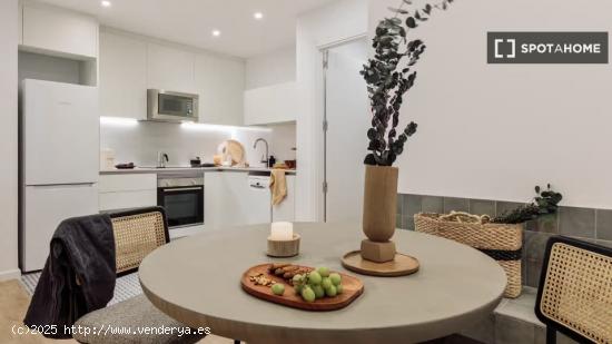 Apartamento de 2 dormitorios en alquiler en Barcelona - BARCELONA