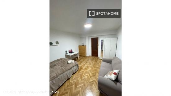 Habitación en piso compartido en San Sebastián de los Reyes. - MADRID