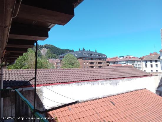  En el centro de Zarautz. - GUIPUZCOA 