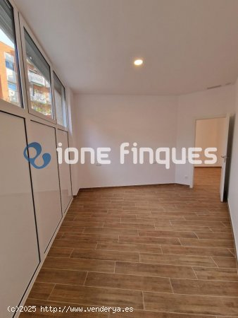 Local comercial en venta  en Montcada i Reixac - Barcelona