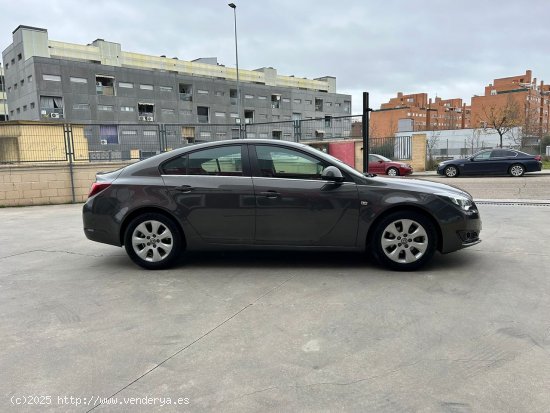 Opel Insignia  1.6CDTI S&S ecoF 100kW (136CV) Selective - Parla