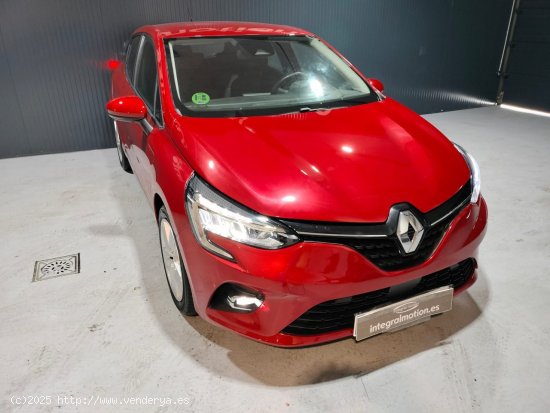 Renault Clio Intens TCe 74 kW (100CV) - Sada