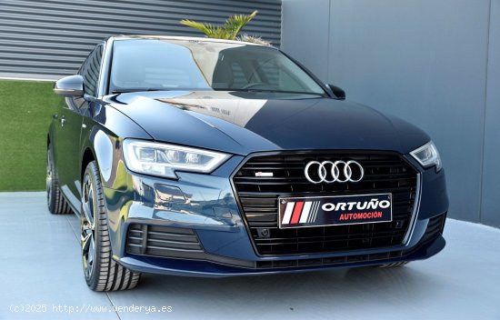 Audi A3 Sportback Black line 30 TDI Matrix, Techo, Camara - Beniajan