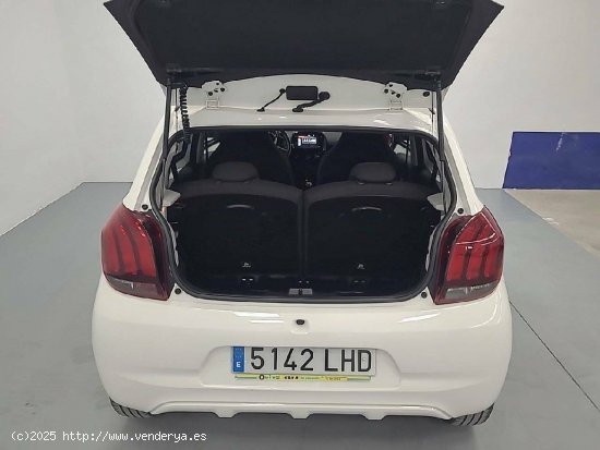 Peugeot 108   VTi 52kW (72CV) Top! Collection - FINESTRAT