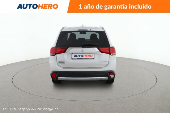 Mitsubishi Outlander 2.0 MPI Motion 2WD - 