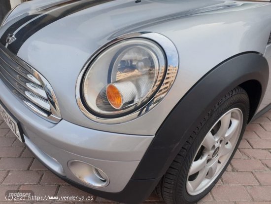 Mini Cooper R56 de 2006 con 102.000 Km por 6.999 EUR. en Madrid