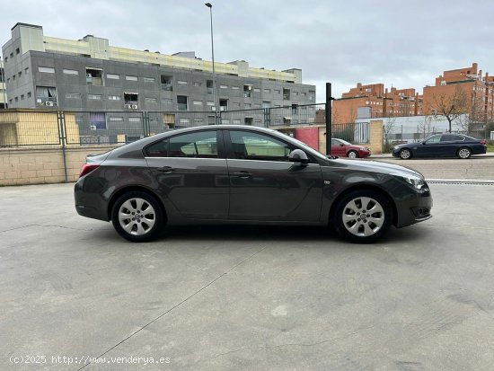 Opel Insignia  1.6CDTI S&S ecoF 100kW (136CV) Selective - Parla