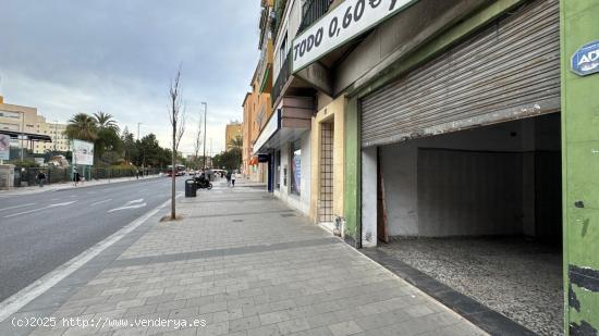  LOCAL EN VENTA ENFRENTE DEL HOSPITAL GENERAL UNIVERSITARIO DE ALICANTE - ALICANTE 