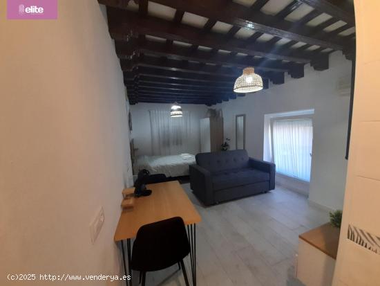 ESTUPENDO APARTAMENTO AMUEBLADO EN EL CENTRO DE JEREZ - CADIZ