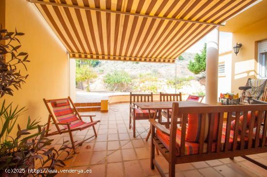 MAGNIFICO CHALET EN CALA FLORES EN PARCELA DE 5.600 M² - MURCIA