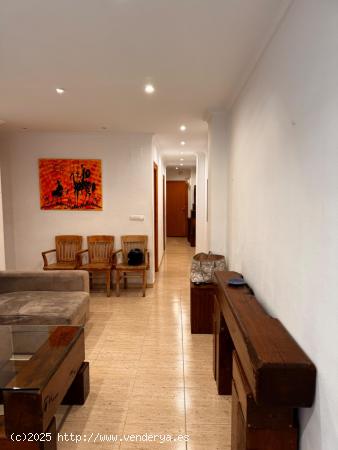 VENTA DE EXCELENTE VIVIENDA PARA ENTRAR A VIVIR ZONA CAROLINAS BAJAS - ALICANTE