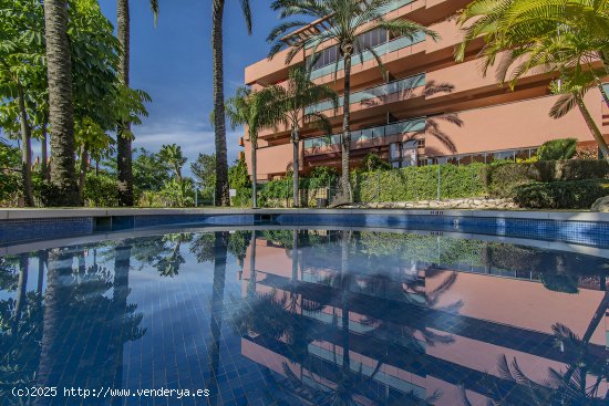  Apartamento en venta en Estepona (Málaga) 