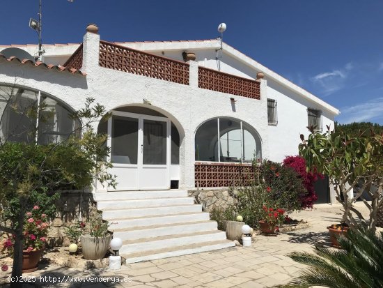 Villa en venta en L Ampolla (Tarragona)