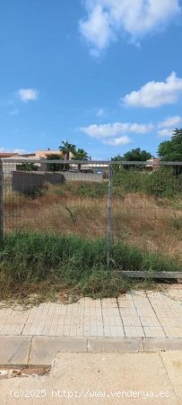 Parcela en venta en Camarles (Tarragona)