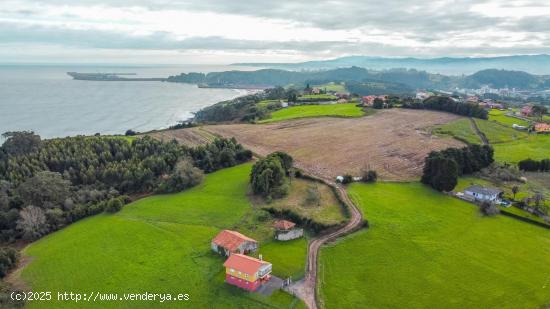 Finca edificable con vistas al mar en Perlora - ASTURIAS