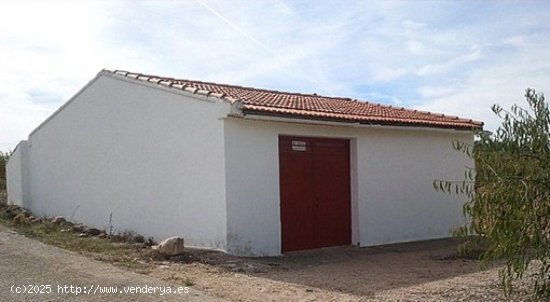 Finca en venta en Zarra (Valencia)