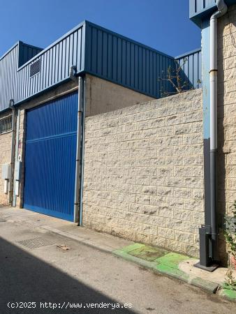 NAVE INDUSTRIAL EN VENTA EN LA CARRETERA DEL PUERTO - CADIZ