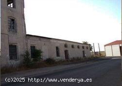 Se Vende en Santa Cruz de la Zarza - TOLEDO