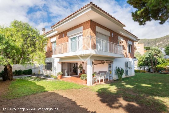  Casa en alquiler en Castelldefels (Barcelona) 