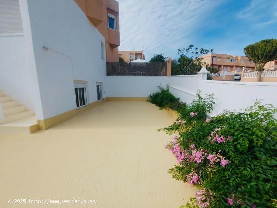 Casa en Gran Alacant totalmente reformada - ALICANTE