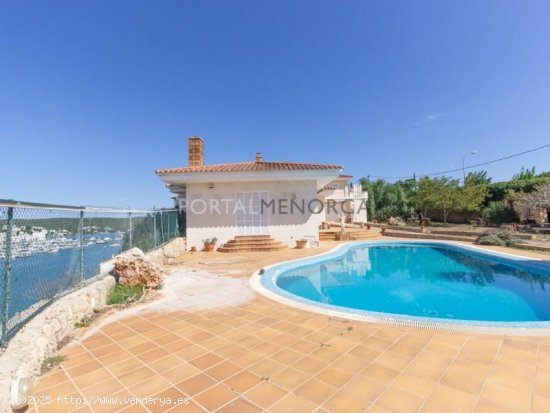 Chalet en venta en Es Castell (Baleares)