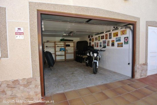 Chalet en venta en Torrevieja (Alicante)