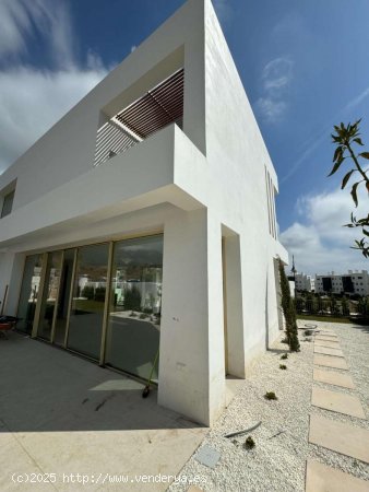 Villa en venta a estrenar en Benalmádena (Málaga)