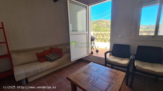 Casa en venta en Sedella (Málaga)