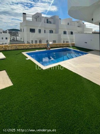 Casa en alquiler en Finestrat (Alicante)