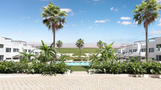 Bungalow en venta a estrenar en Torrevieja (Alicante)