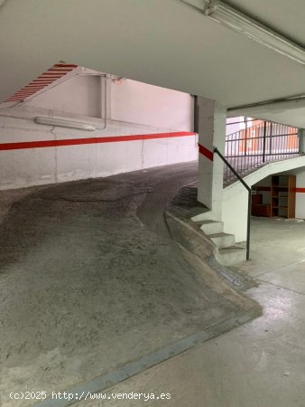 Plaza de aparcamiento en venta  en Sant Celoni - Barcelona