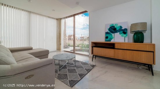 Villa en venta a estrenar en Polop (Alicante)