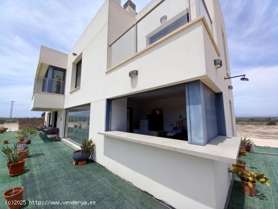 Villa en venta en Elche (Alicante)