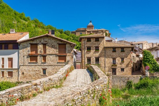 Casa en venta en Monreal (Navarra)