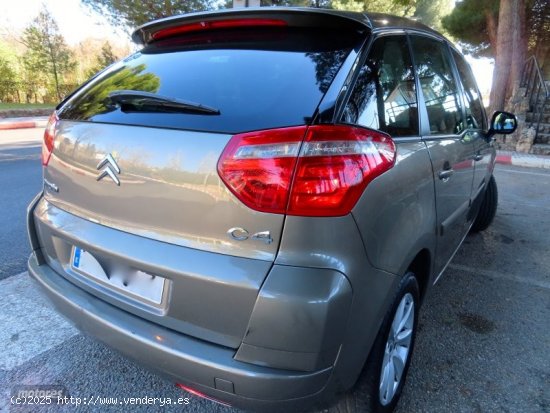 Citroen C4 Picasso 1.6 HDI EXCLUSIVE-KLIMATIZADOR-LLANTAS-CD-PERFE de 2010 con 287.000 Km por 3.700 