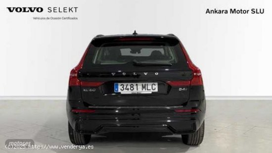 Volvo XC 60 2.0 B4 D PLUS DARK AUTO 4WD 5P de 2023 con 18.721 Km por 52.900 EUR. en Alicante