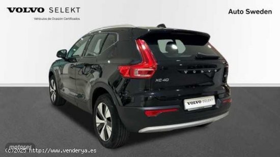 Volvo XC40 2.0 B3 CORE AUTO 5P de 2024 con 24.804 Km por 35.400 EUR. en Valencia