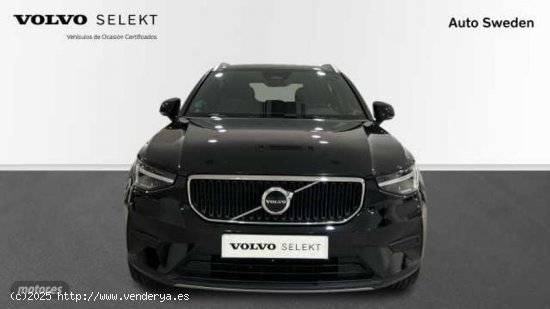 Volvo XC40 2.0 B3 CORE AUTO 5P de 2024 con 24.804 Km por 35.400 EUR. en Valencia