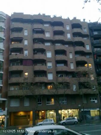 PLAZA DE PARKING EN AVDA MADRID, ENTRE TENOR MASSINI Y CARLOS III - BARCELONA